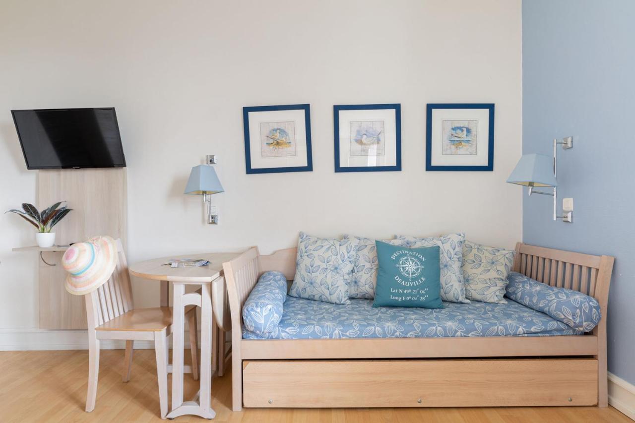Goelia Le Castel Normand Apartment